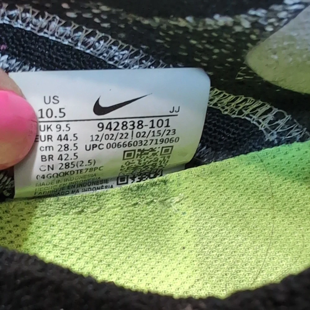 Nike Free Rn Flyknit Running Shoes Black, Gray, Green - Picture 5 of 5